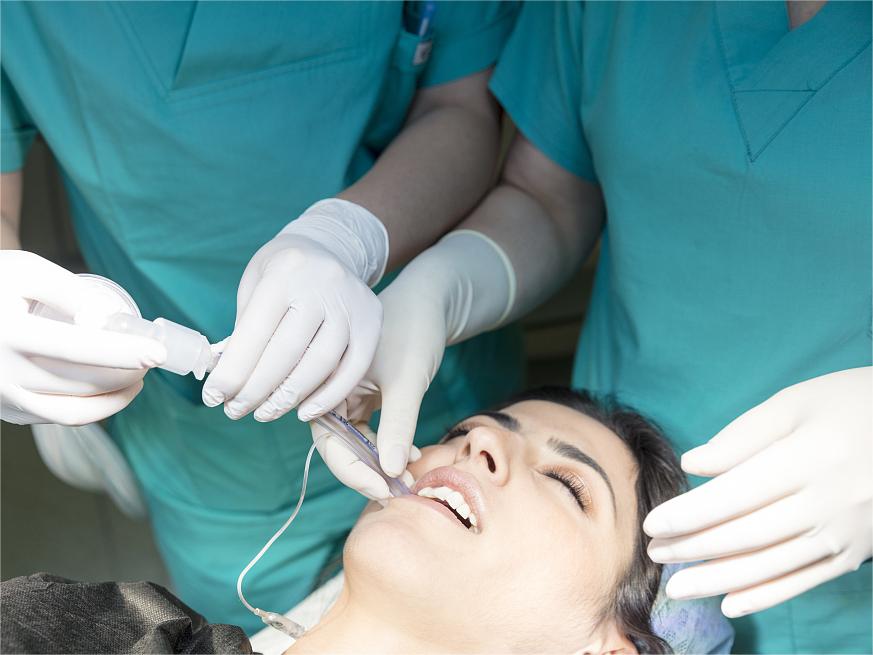 從傳統(tǒng)到現(xiàn)代：可視喉鏡在呼吸道疾病診斷中的重要作用